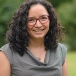 Rosina Lozano