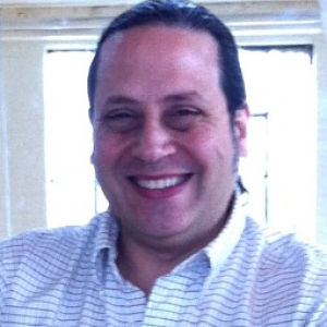 Robert Ramos